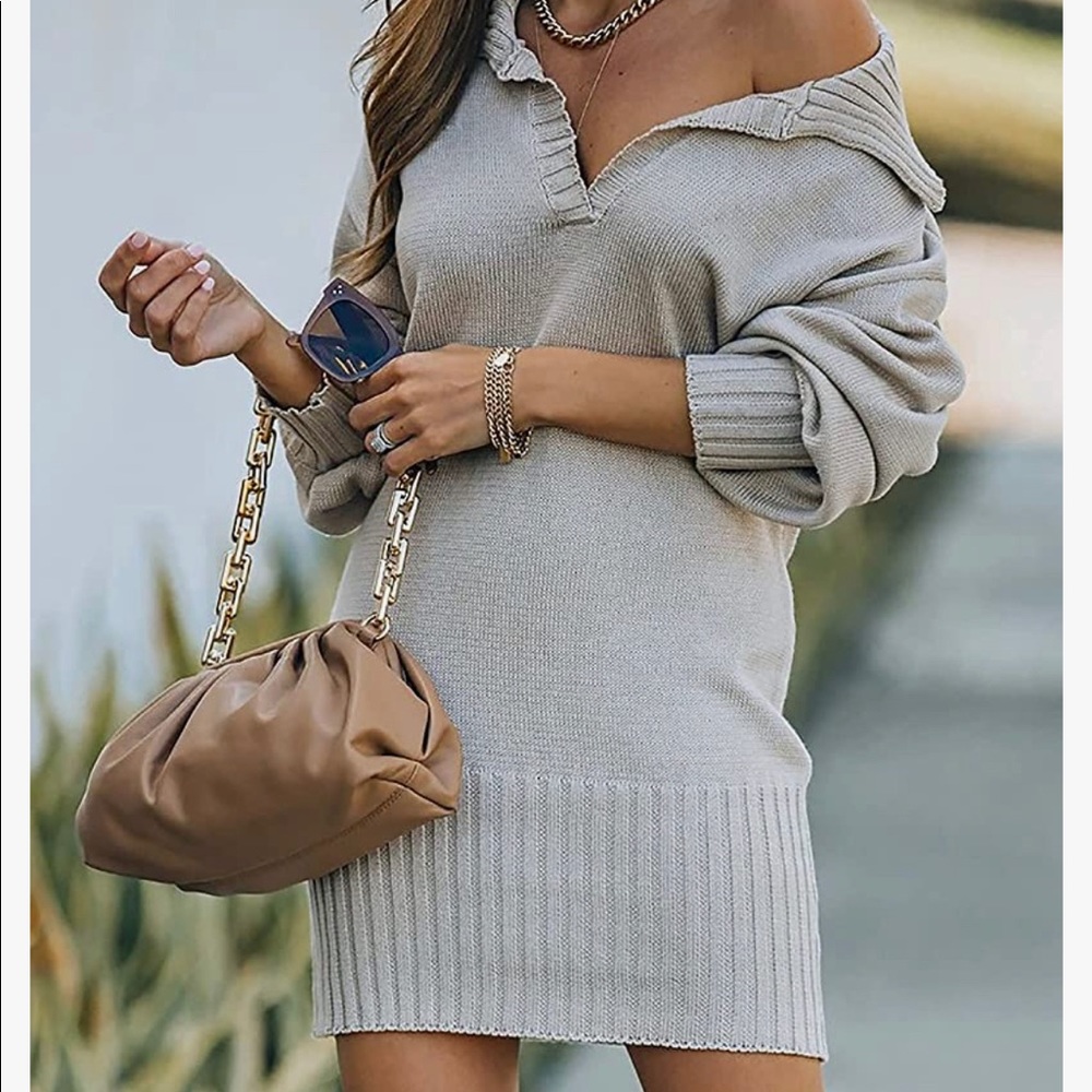 NWT  V Neck Knit Mini Sweater Dress